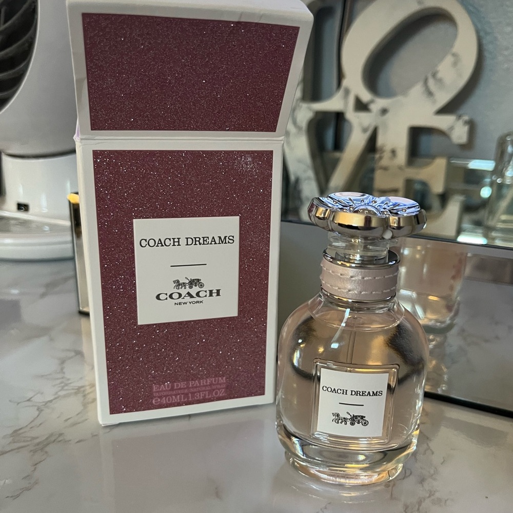 Coach Dreams Perfume with Sparkling Box